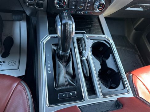 Used 2020 Ford F150 Platinum w/ Technology Package image 33