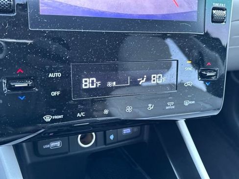Used 2023 Hyundai Tucson SEL w/ Convenience Package image 16
