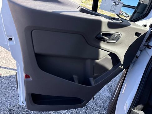 New 2026 Ford Transit 250 148 Medium Roof RWD image 25