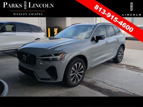 Used 2025 Volvo XC60 B5 Core w/ Climate Package AWD/4WD image 10
