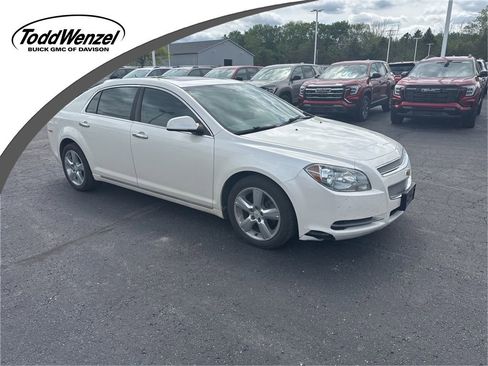 Used 2011 Chevrolet Malibu LT FWD image 1