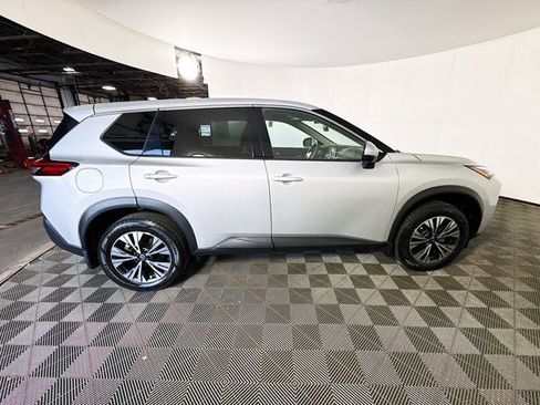 Used 2021 Nissan Rogue SV AWD/4WD image 4