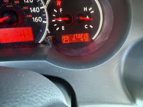 Used 2011 Nissan Altima 2.5 S w/ 2.5S Premium Pkg image 12