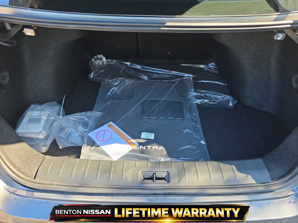 Used 2026 Nissan Sentra SR w/ SR Premium Package FWD image 15