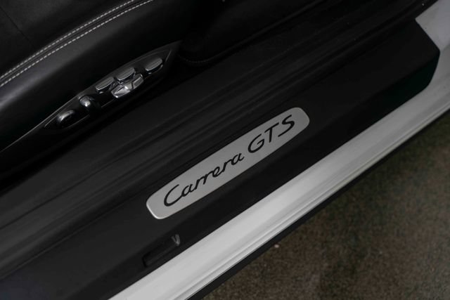 Used 2016 Porsche 911 Carrera GTS RWD image 28