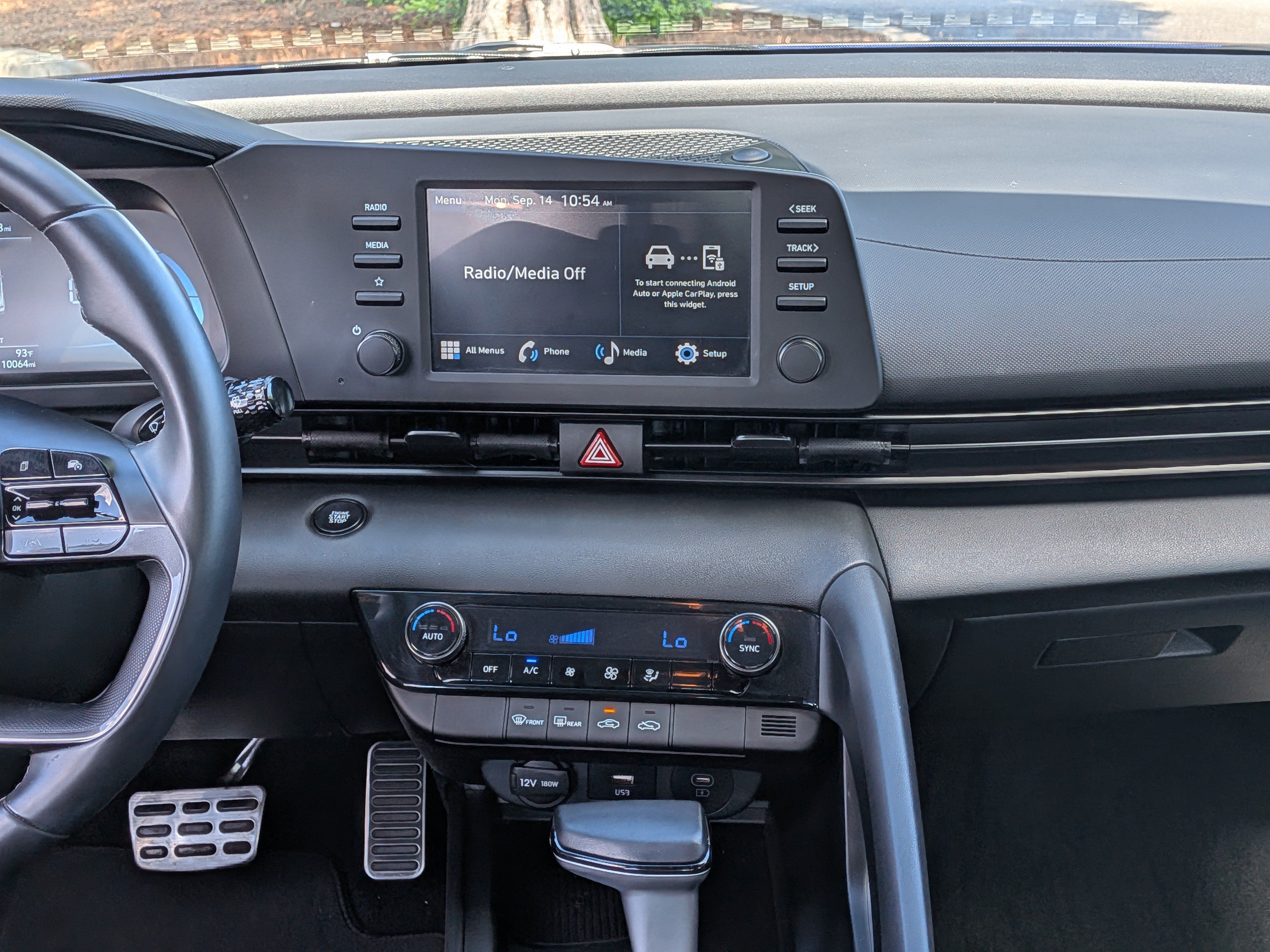 Used 2025 Hyundai Elantra Sport FWD image 19