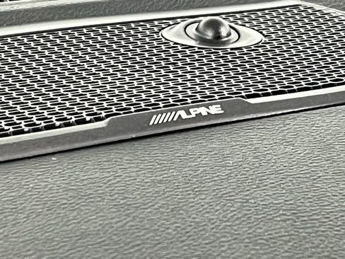 Used 2025 RAM 1500 Laramie w/ Sport Appearance Package image 28