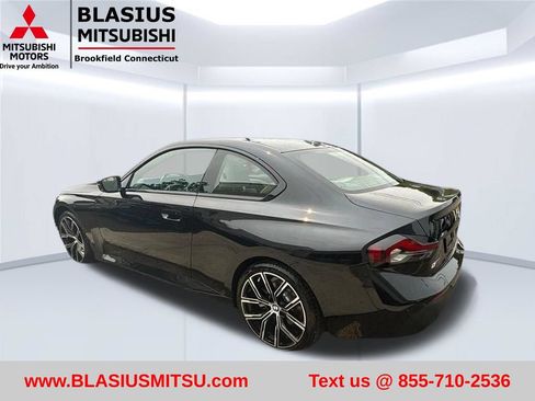 Used 2023 BMW 230i xDrive Coupe w/ Premium Package AWD/4WD image 19