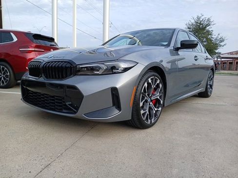 New 2026 BMW 330i Sedan image 3