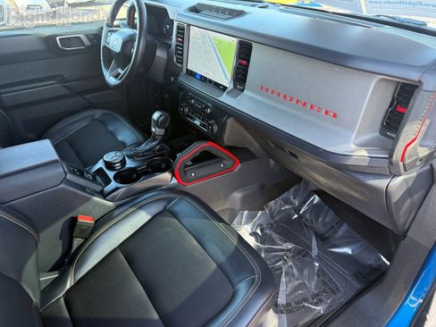 Used 2025 Ford Bronco Big Bend w/ Black Diamond Package image 31