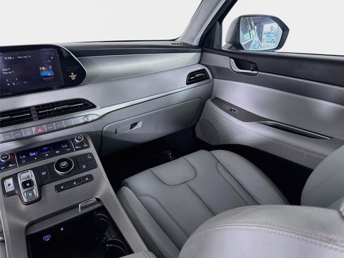 Used 2022 Hyundai Palisade SEL w/ 8P Bench Seat Package FWD image 26
