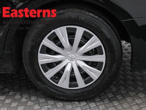 Used 2024 Toyota Camry LE image 32