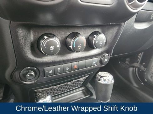 Used 2018 Jeep Wrangler Unlimited Sport S image 26