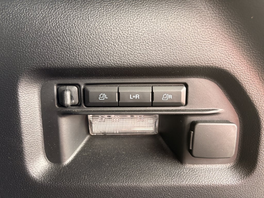 Used 2023 Ford Explorer ST w/ Equipment Group 401A AWD/4WD image 14