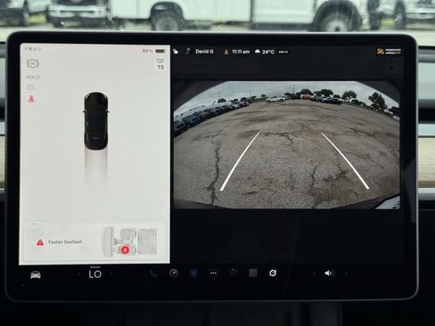 Used 2022 Tesla Model Y Performance image 16