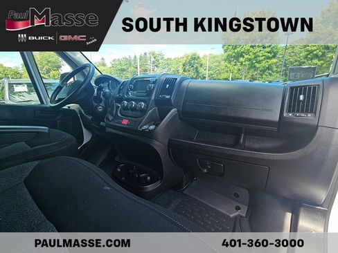 Used 2021 RAM ProMaster 2500 w/ Convenience Group FWD image 11