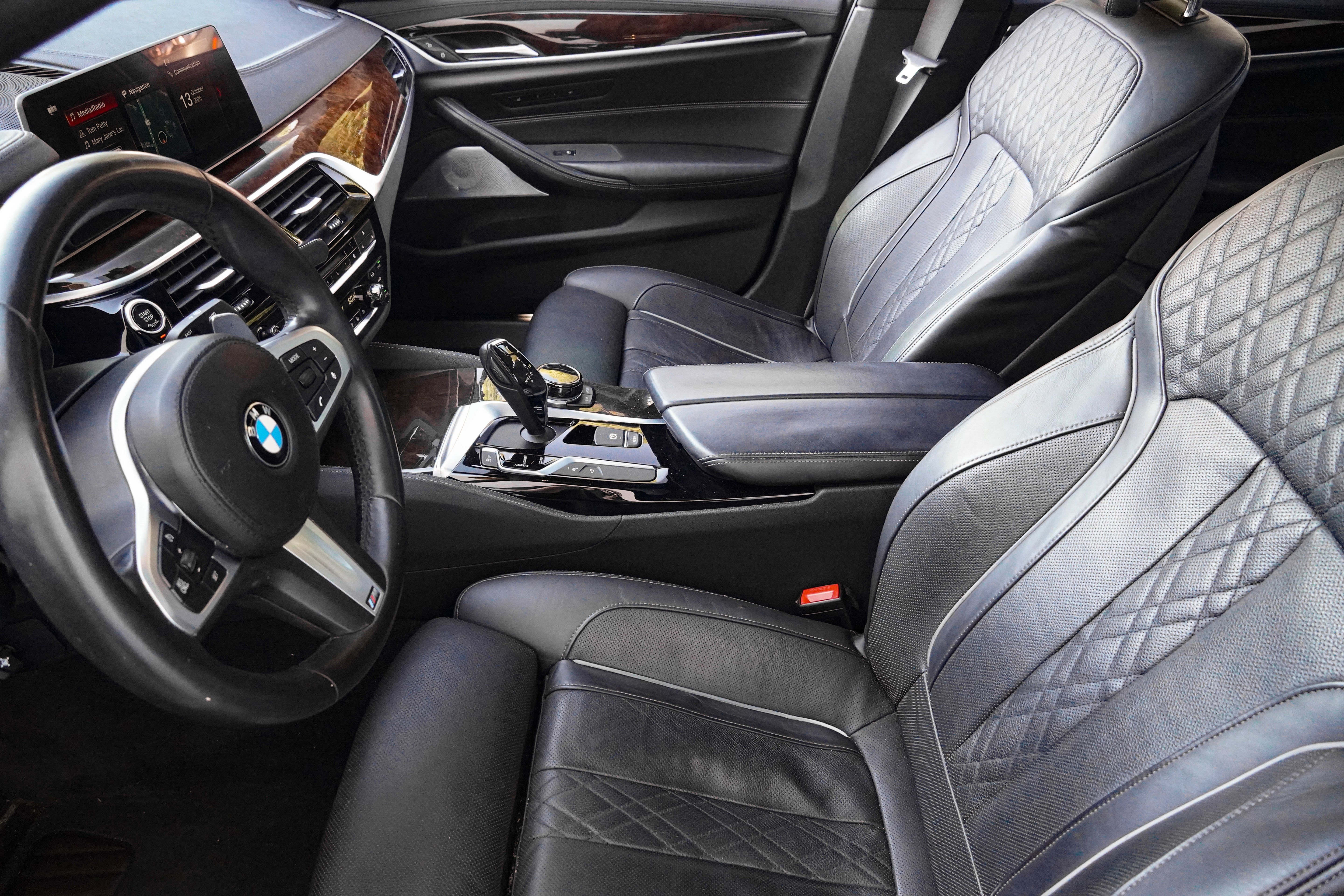 Used 2017 BMW 540i RWD image 11