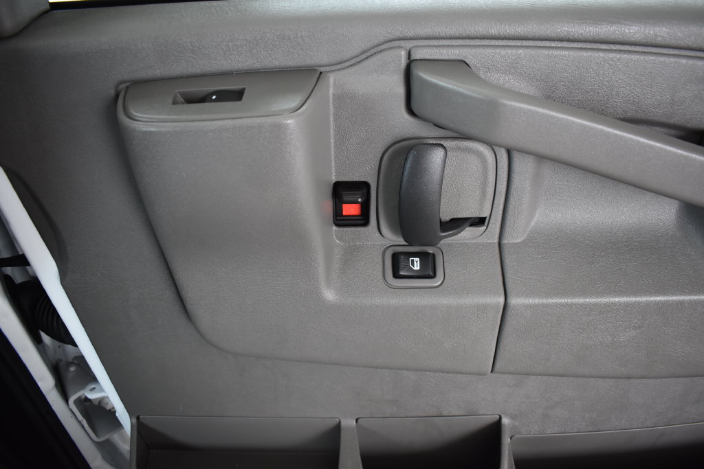 Used 2024 Chevrolet Express 3500 LS RWD image 18
