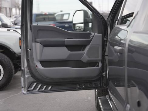 Used 2025 Ford F350 XLT w/ 360-Degree Camera Package image 29