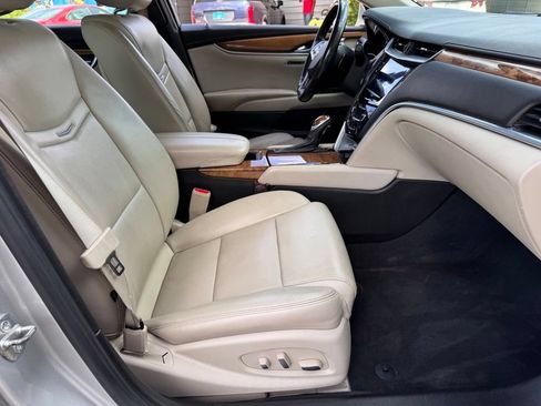 Used 2019 Cadillac XTS Luxury FWD image 18
