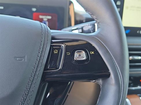 Used 2025 Lincoln Aviator Black Label image 24