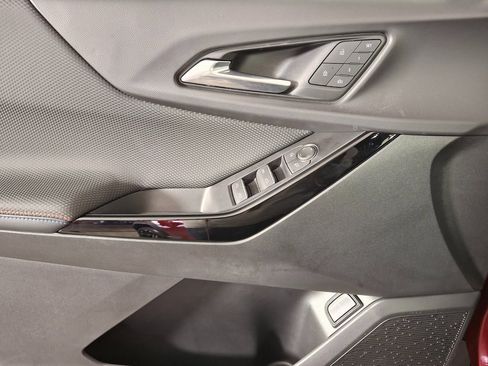 Used 2025 Chevrolet Equinox RS w/ Safety and Technology Package image 23