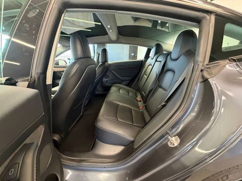 Used 2022 Tesla Model 3 Performance AWD/4WD image 7