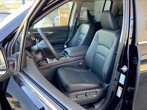 New 2025 Honda Ridgeline RTL image 7