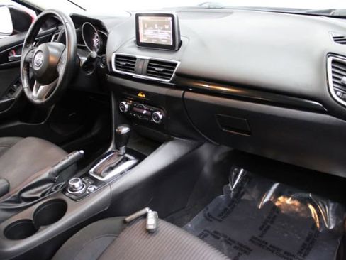 Used 2015 MAZDA MAZDA3 i Touring w/ Technology Package image 25