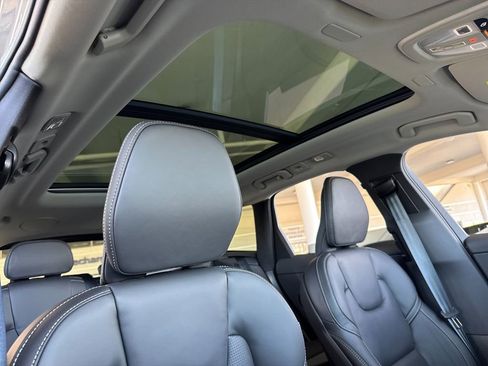 New 2026 Volvo XC60 B5 Ultra w/ Climate Package PRO image 16