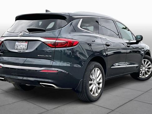 Used 2018 Buick Enclave Premium w/ Experience Buick Package image 12