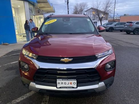 Used 2023 Chevrolet TrailBlazer LT image 3