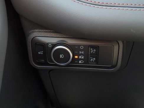 New 2026 Ford Explorer Active image 13