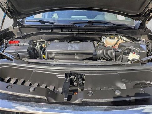 Used 2024 GMC Yukon SLT image 22