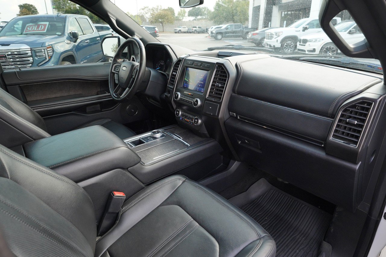 Used 2021 Ford Expedition Limited RWD image 26