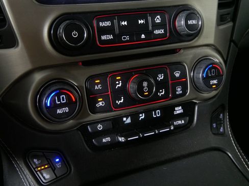 Used 2016 GMC Yukon Denali w/ Open Road Package AWD/4WD image 30