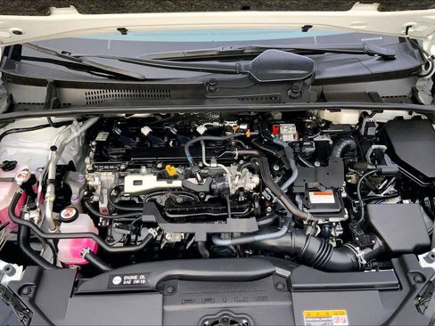 Certified 2023 Toyota Prius LE image 30