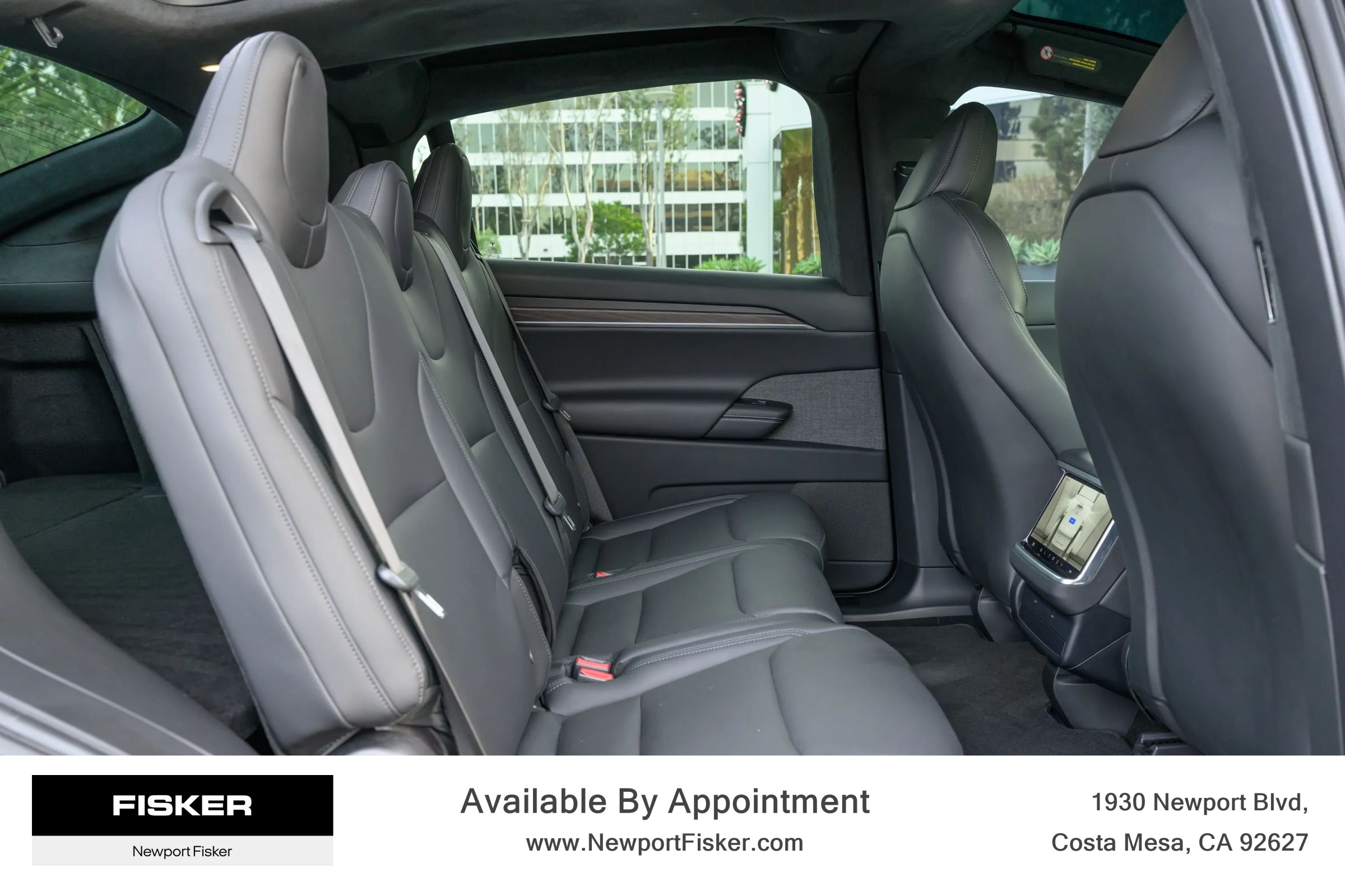 Used 2024 Tesla Model X AWD/4WD image 25
