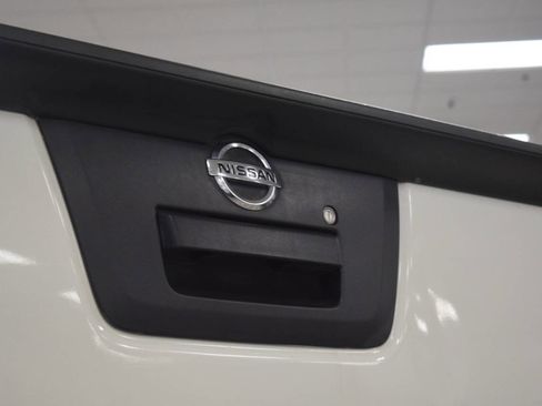 Used 2013 Nissan Frontier SV image 62