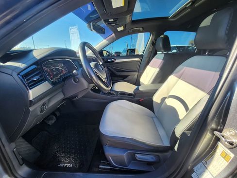 Used 2020 Volkswagen Jetta R-Line image 10