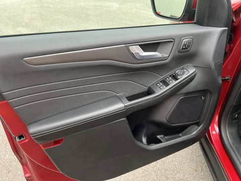 Used 2023 Ford Escape Active w/ Tech Pack #2 image 12