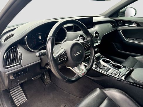 Used 2022 Kia Stinger GT-Line RWD image 9