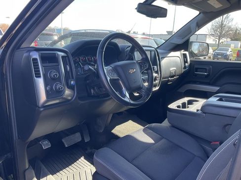 Used 2018 Chevrolet Silverado 1500 LT w/ Rally 2 Edition image 6