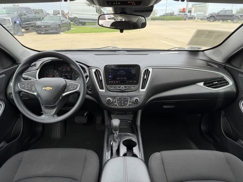 Used 2023 Chevrolet Malibu LT image 21