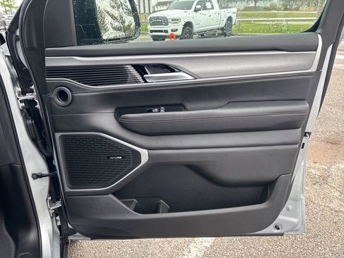 New 2026 Jeep Grand Wagoneer Limited AWD/4WD image 53
