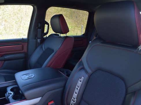 Used 2023 RAM 1500 Rebel AWD/4WD image 17