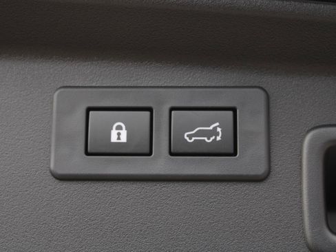 New 2026 Subaru Outback Limited image 9