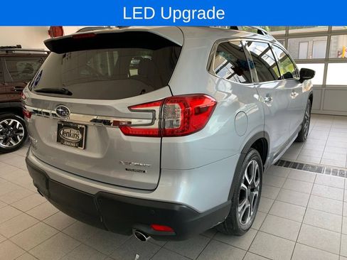 Used 2025 Subaru Ascent Touring AWD/4WD image 19