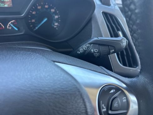 Used 2015 Ford Transit Connect Titanium image 28