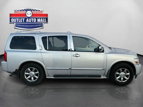 Used 2004 INFINITI QX56 2WD w/ Smart Vision Pkg image 2